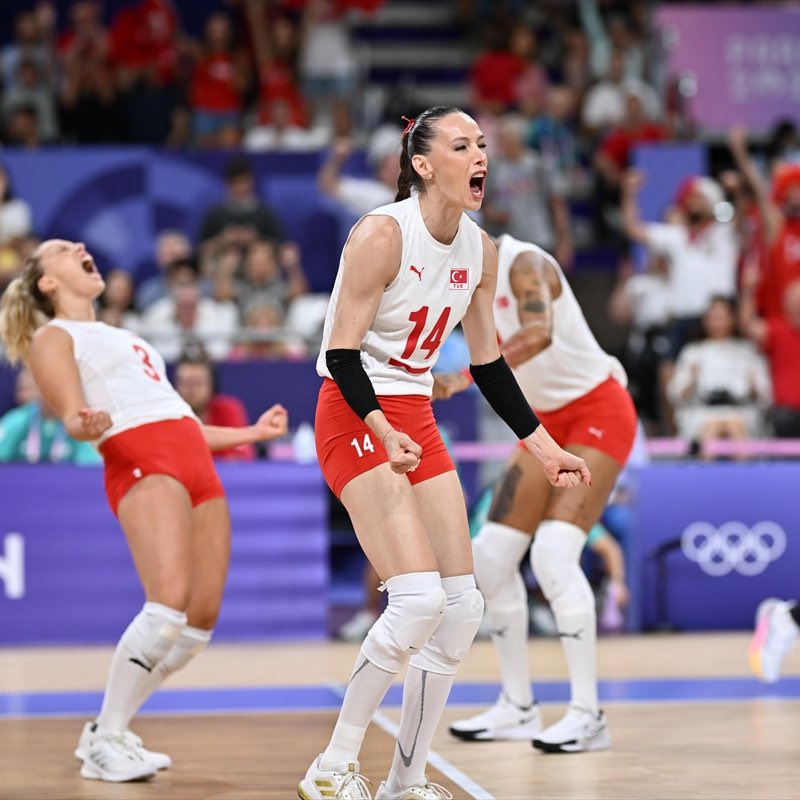 filenin-sultanlari-yari-finalde-4 Filenin Sultanları, olimpiyat yarı finalinde! 